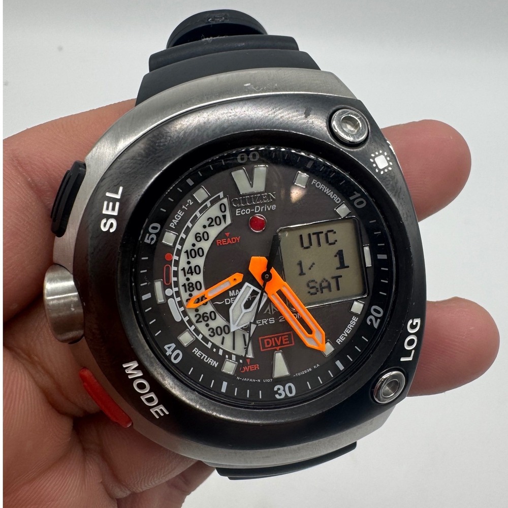 Citizen Promaster Eco-Drive Aqualand Diver Watch JV0010-08E Black Silver 50mm
